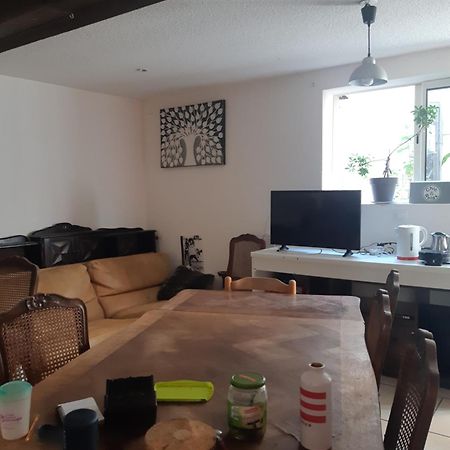 Appartement Chic Et Relax à Montmarault Extérieur photo